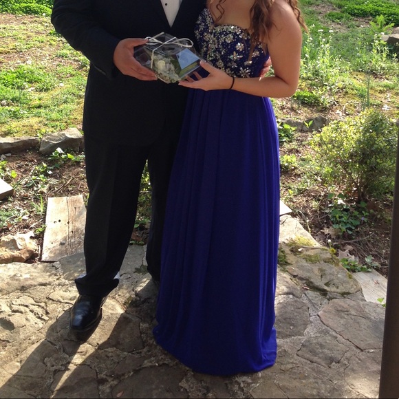 prom dress - Picture 1 of 3